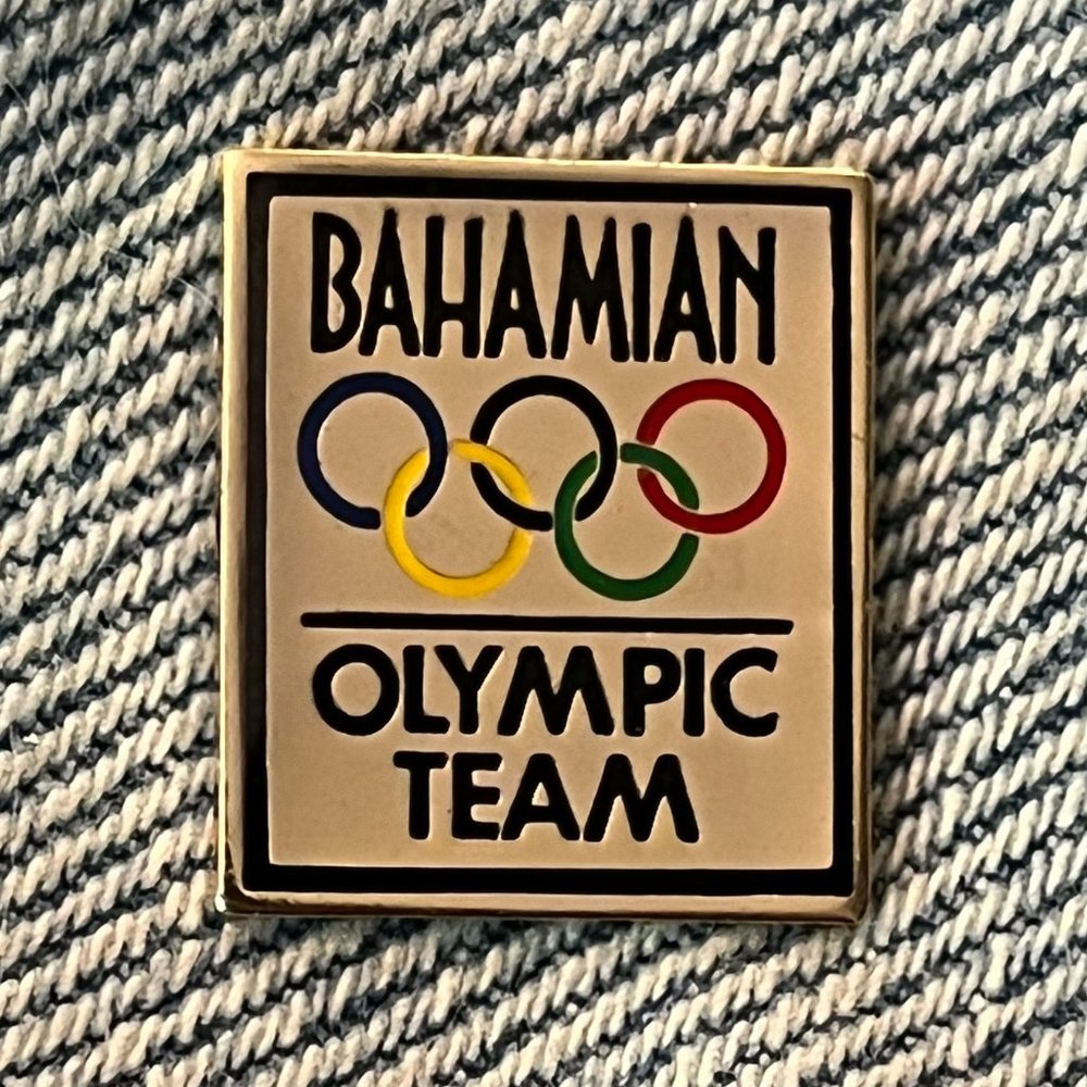 Bahaman Olympic Team ~ NOC Pin ~ 1900s Generic ~ 1992 Barcelona ~ Bahamas